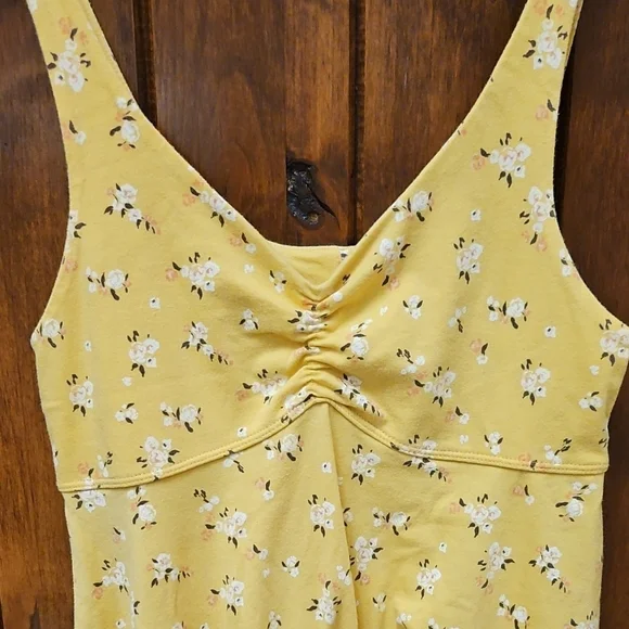 Yellow Floral Sundress - Picture 4 of 7